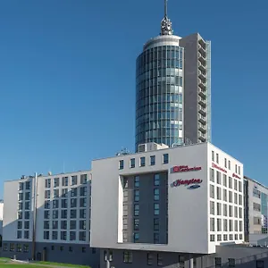 Hampton By Hilton West 3* München