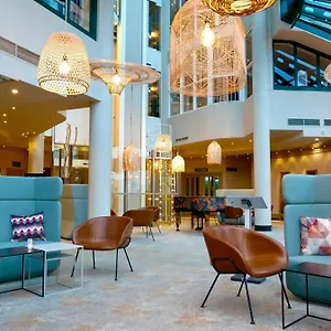 Отель Amadeus Frankfurt