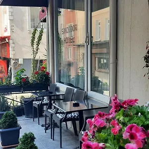 Door Hotel Istanbul